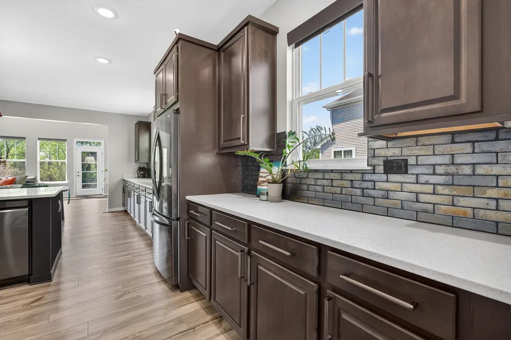 16230 South Lake View Road Plainfield IL 60586