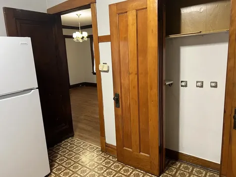 5904 West Berteau Avenue Chicago IL 60634