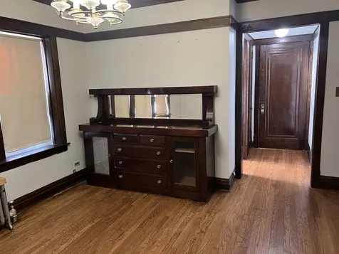 5904 West Berteau Avenue Chicago IL 60634