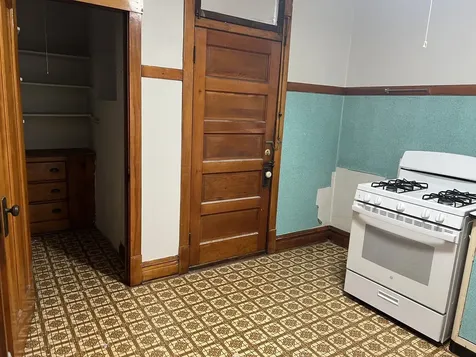 5904 West Berteau Avenue Chicago IL 60634