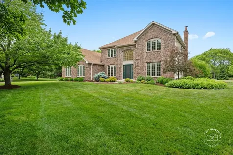 202 Windsor Circle St. Charles IL 60175