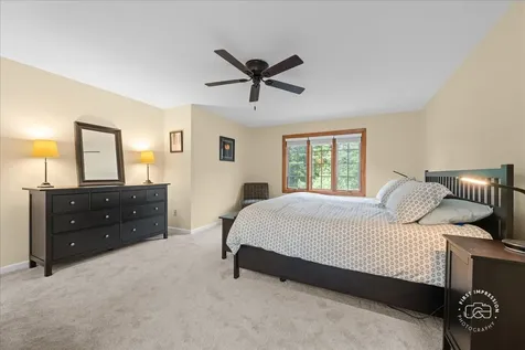 202 Windsor Circle St. Charles IL 60175