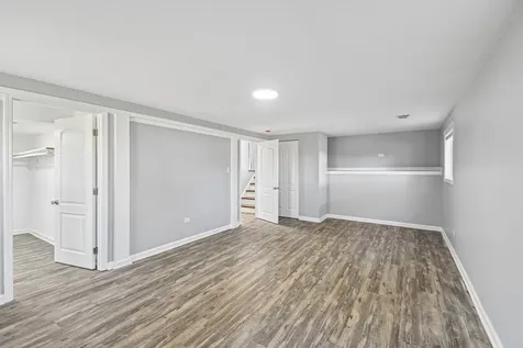 15455 Millard Avenue Markham IL 60428