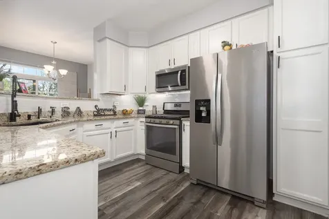 292 South Oak Creek Lane Romeoville IL 60446