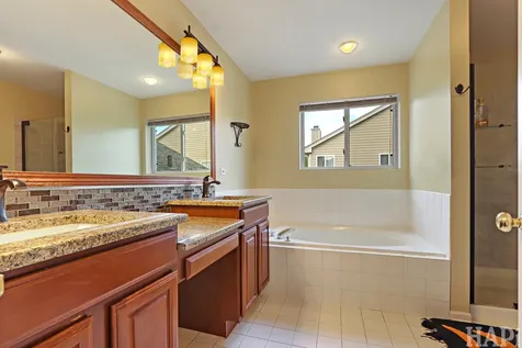 2050 Colchester Avenue Hoffman Estates IL 60192