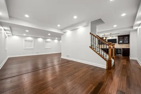 14584 North Somerset Circle Libertyville IL 60048