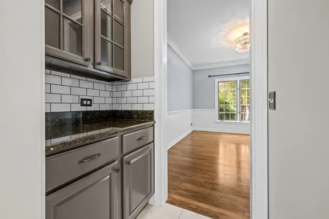 14584 North Somerset Circle Libertyville IL 60048