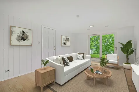 1083 Lomond Drive Mundelein IL 60060