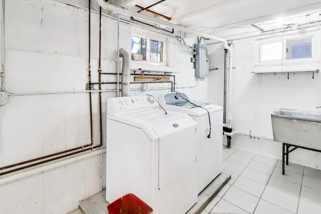 5100 North Mobile Avenue Chicago IL 60630