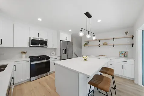 12 West Pickwick Road Arlington Heights IL 60005