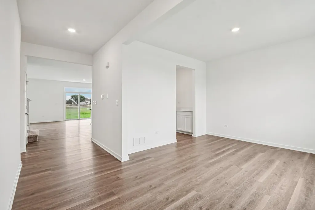 1874 Keating Drive Aurora IL 60503