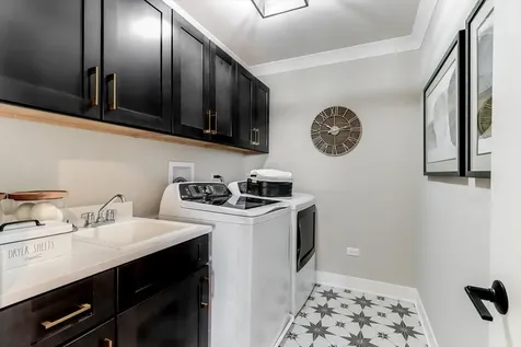 402 Tanya Lane Oswego IL 60543