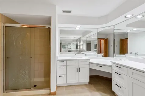 193 Rosedale Court Bloomingdale IL 60108
