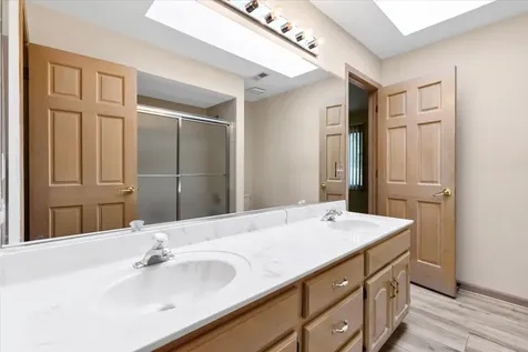 193 Rosedale Court Bloomingdale IL 60108