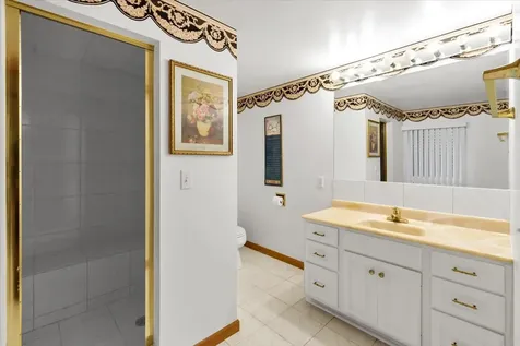 193 Rosedale Court Bloomingdale IL 60108