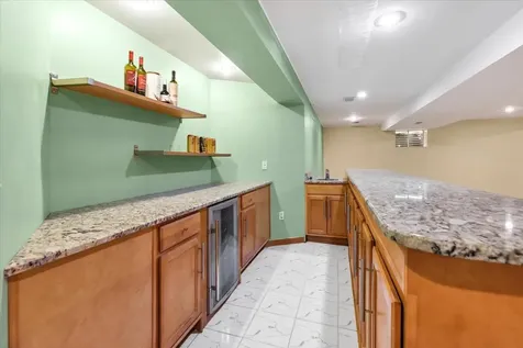 193 Rosedale Court Bloomingdale IL 60108
