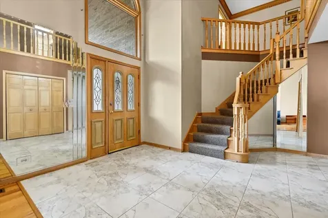 193 Rosedale Court Bloomingdale IL 60108