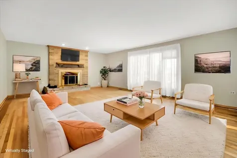 193 Rosedale Court Bloomingdale IL 60108