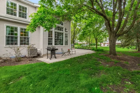 794 Pheasant Trail St. Charles IL 60174