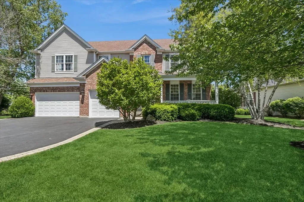 1085 Waterview Circle Antioch IL 60002