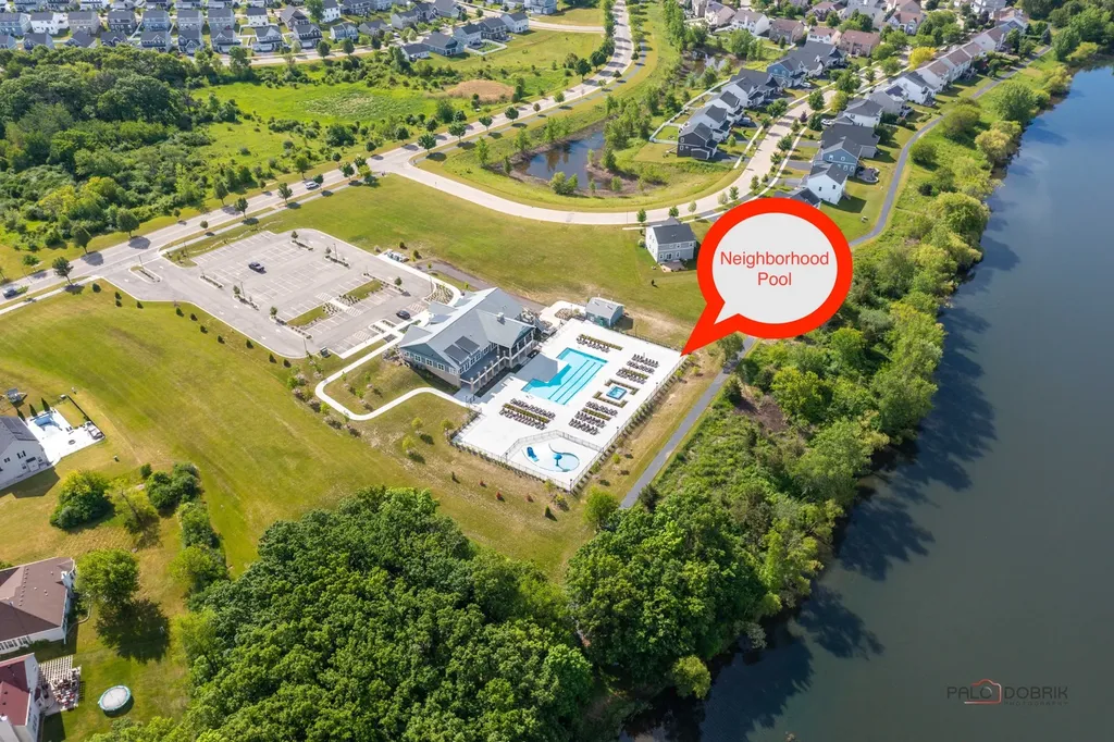 1085 Waterview Circle Antioch IL 60002
