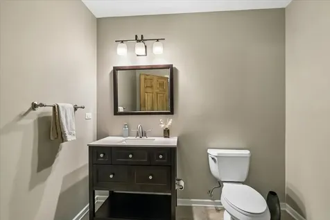 1085 Waterview Circle Antioch IL 60002