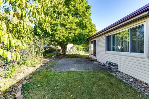 920 Lee Court Buffalo Grove IL 60089