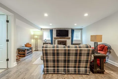 333 Killdeer Road Bloomingdale IL 60108