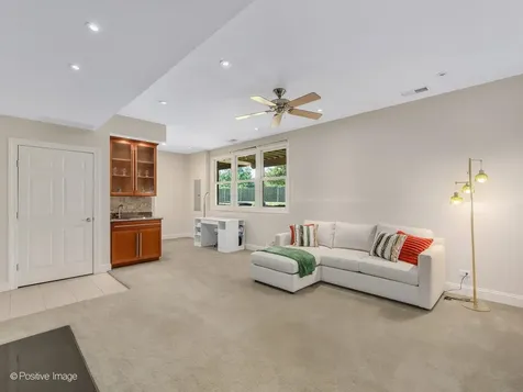 771 West Kristen Court Palatine IL 60067