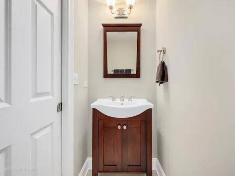 771 West Kristen Court Palatine IL 60067