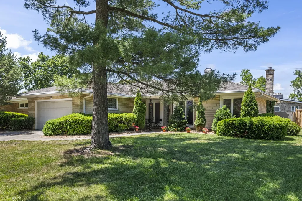 514 South Owen Street S Mount Prospect IL 60056