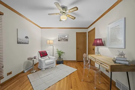 514 South Owen Street S Mount Prospect IL 60056