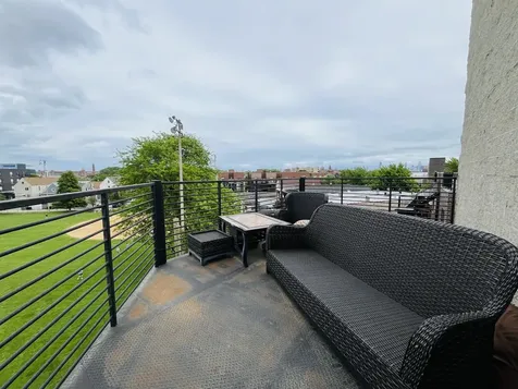 3253 North Elston Avenue Chicago IL 60618