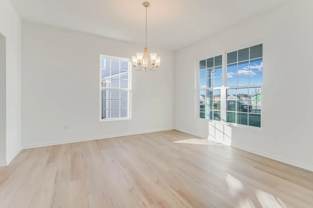 10902 Chadsey Circle Huntley IL 60142