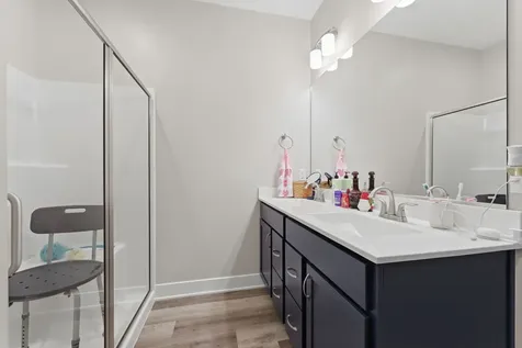 186 Beacon Harbor Circle East Moline IL 61244