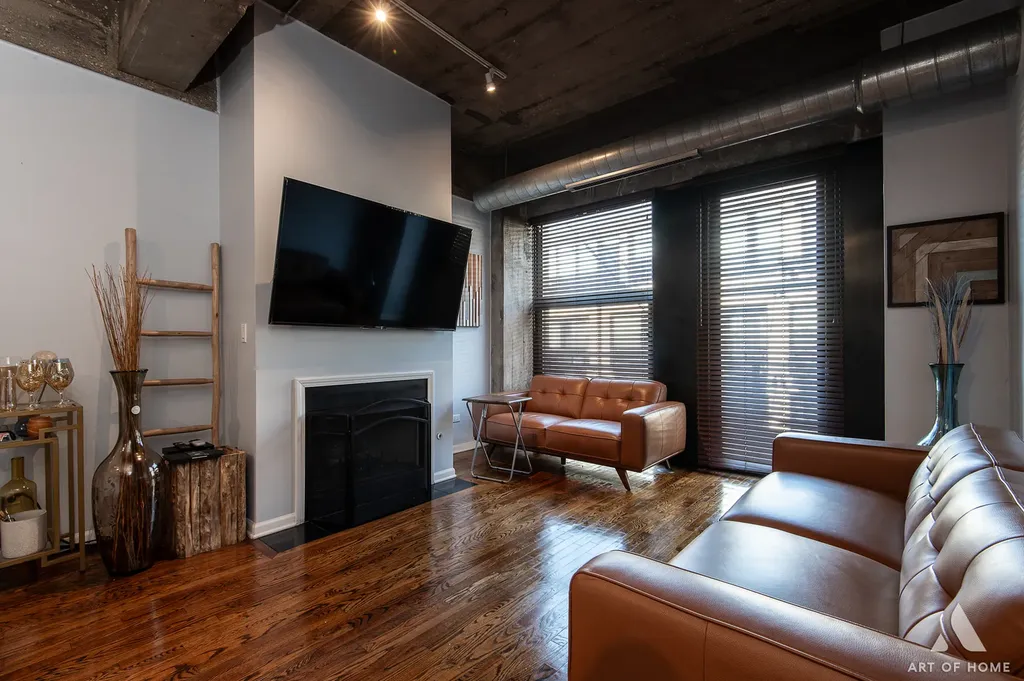 1070 West 15th Street Chicago IL 60608
