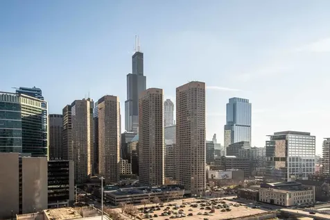 737 West Washington Boulevard Chicago IL 60661