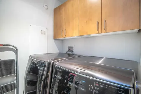 737 West Washington Boulevard Chicago IL 60661