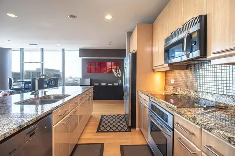 737 West Washington Boulevard Chicago IL 60661