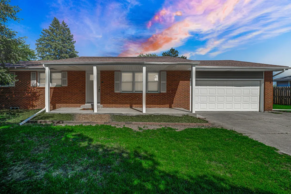 12155 East Gregg Boulevard Momence IL 60954