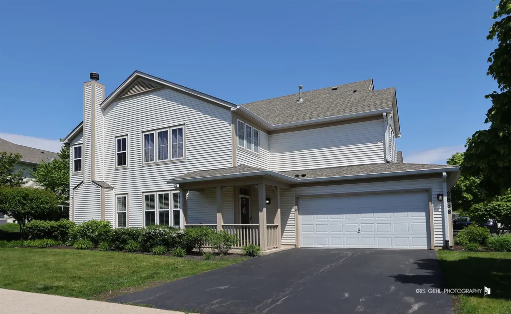 2888 Falling Waters Drive Lindenhurst IL 60046