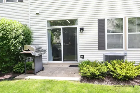 2888 Falling Waters Drive Lindenhurst IL 60046