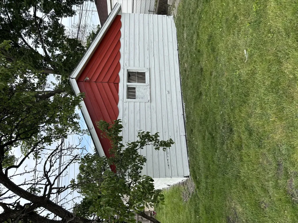3628 West 83rd Street Chicago IL 60652