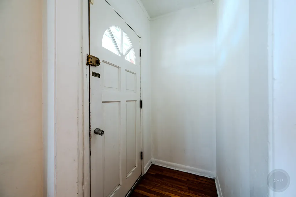3628 West 83rd Street Chicago IL 60652