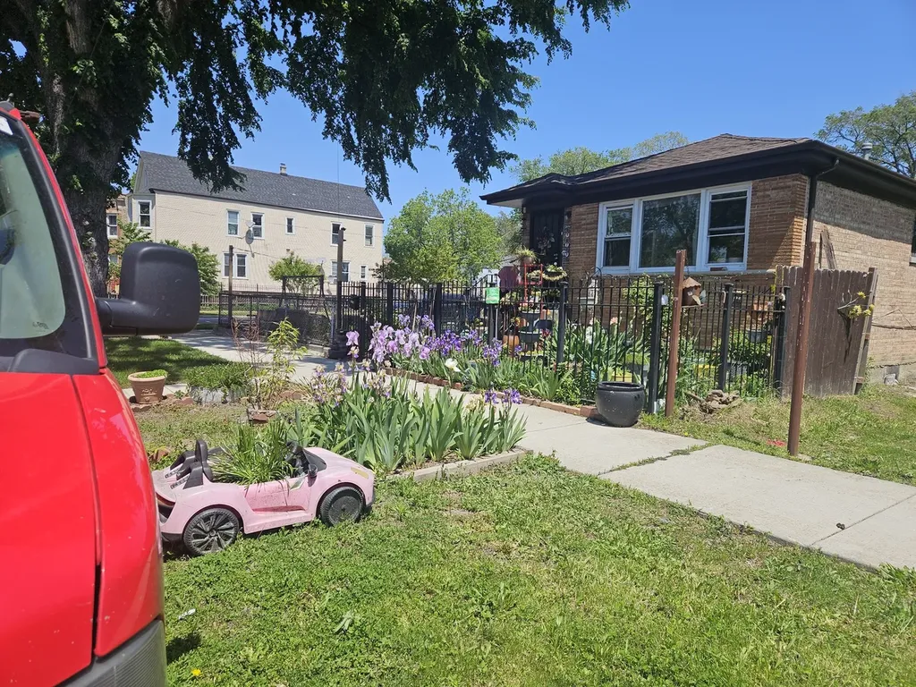 5303 South Winchester Avenue Chicago IL 60609