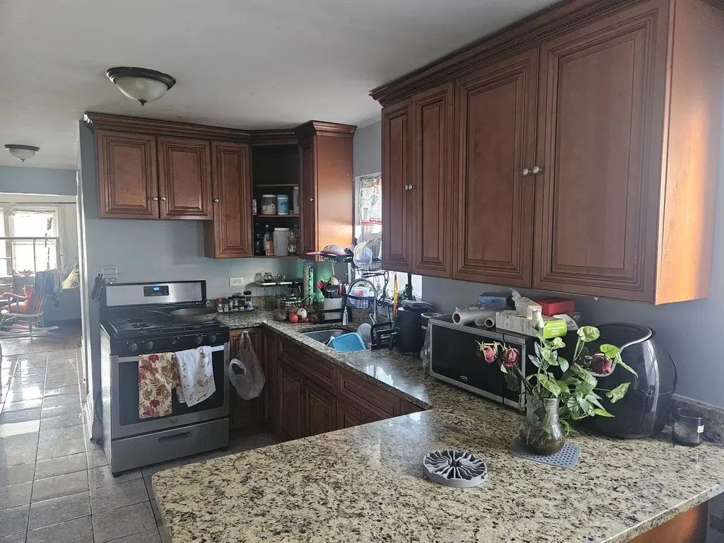 5303 South Winchester Avenue Chicago IL 60609