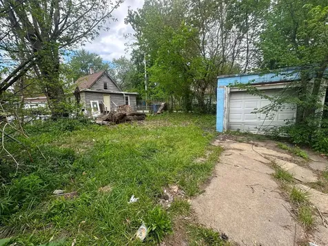 11941 South La Salle Street Chicago IL 60628