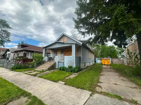 11941 South La Salle Street Chicago IL 60628