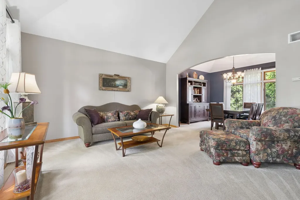 2510 Ventura Drive Plainfield IL 60586