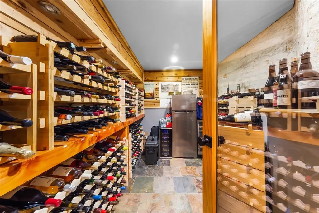 1819 North Whipple Street Chicago IL 60647